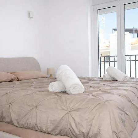 Anacasa La Siesta Ap2147 * دينايا
